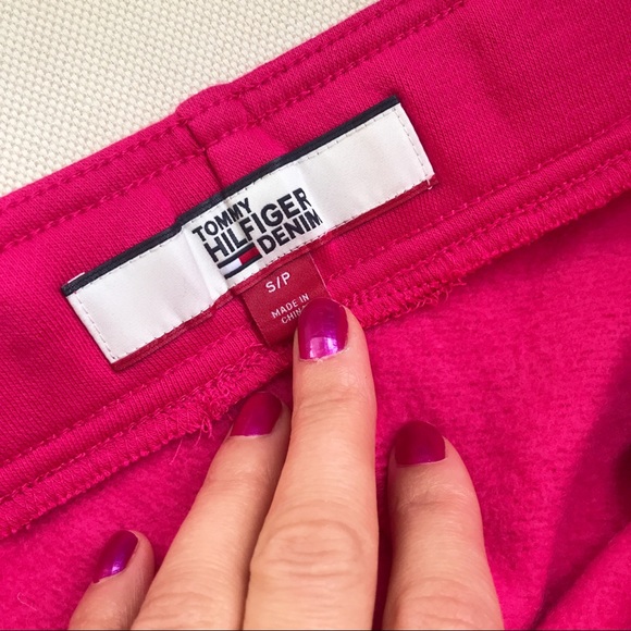 🆕TOMMY HILFIGER MEN LOGO RASPBERRY SORBET JOGGERS - Picture 14 of 15